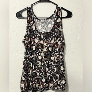Buckle Floral tank- Black